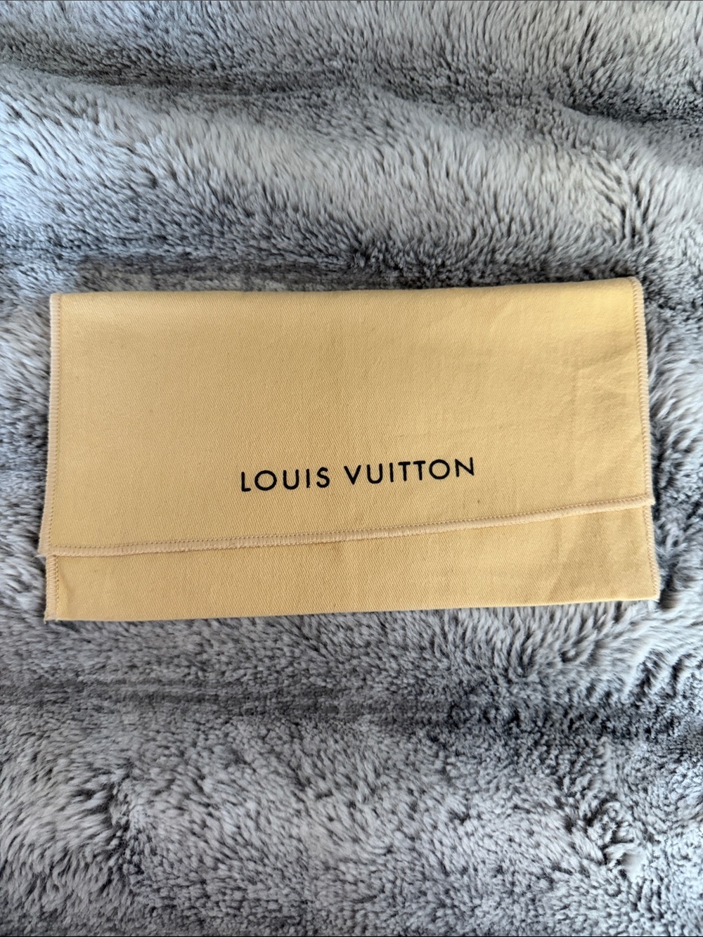 Louis Vuitton Long Wallet Dust Cover Soft